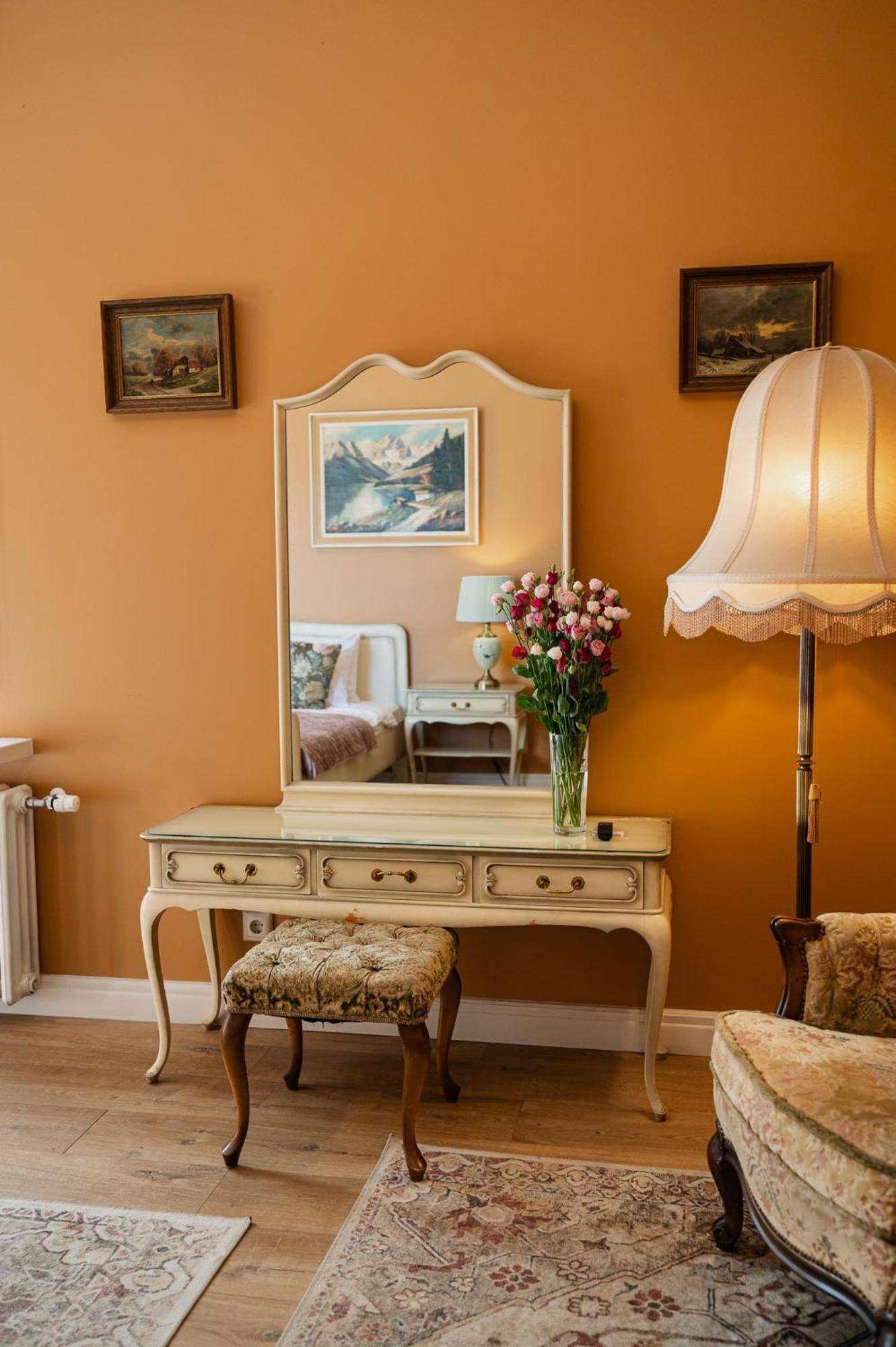 Boutique Apartment Virkas Muiza Kuldīga Buitenkant foto